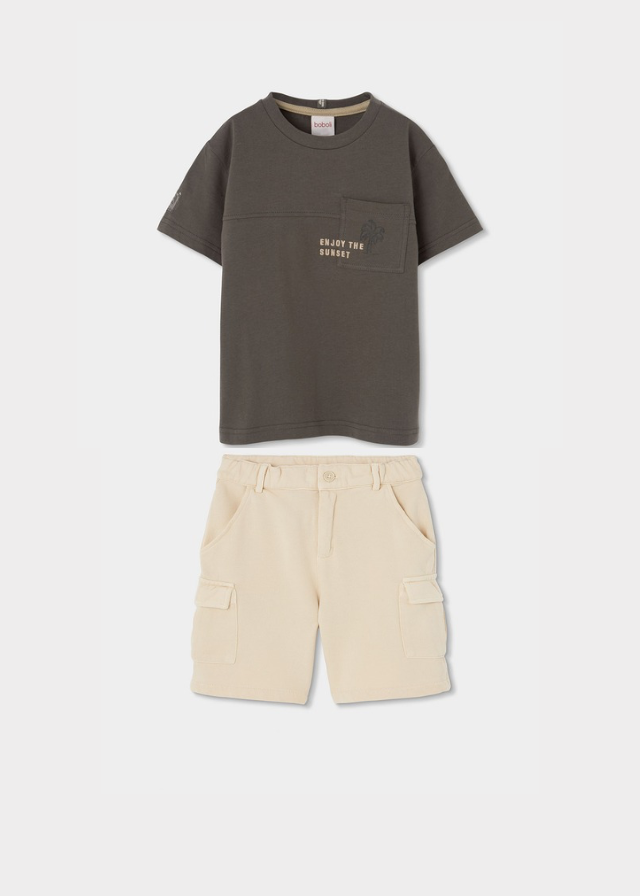 Conj. Camiseta punto y Bermudas felpa