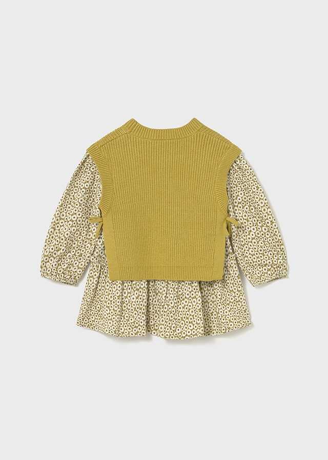 Vestido con chaleco tricot