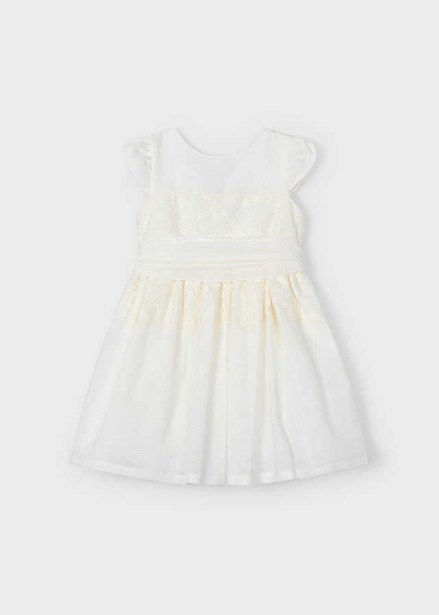 Vestido puntillas