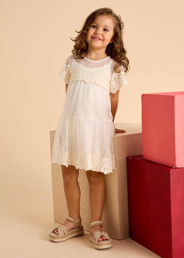 Vestido tul bordado