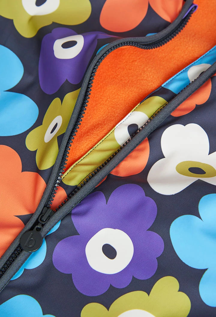 Impermeable con capucha flores de niña
