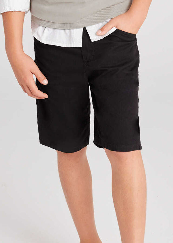 Bermuda slim suiting