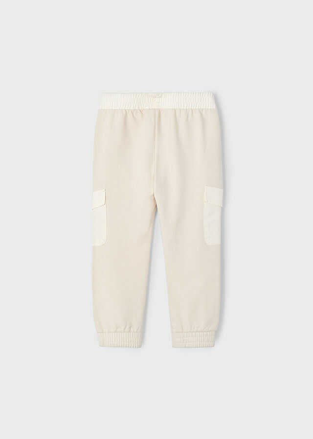 Conj. Pullover "athletics" y Pantalo cargo punto
