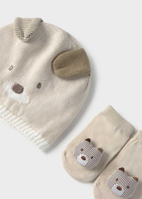 Gorro y calcetin tricot