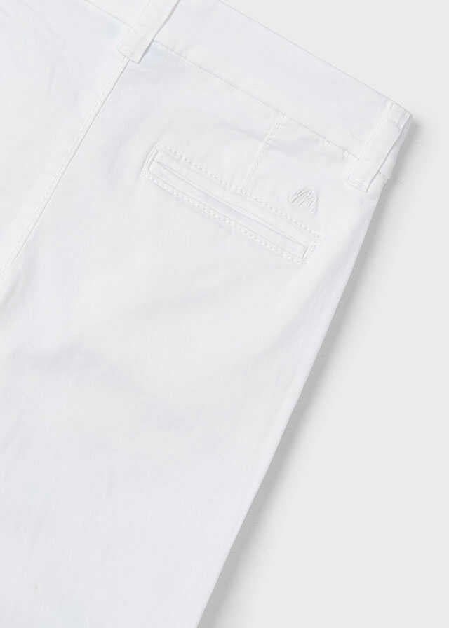 Pantalon chino sarga basico