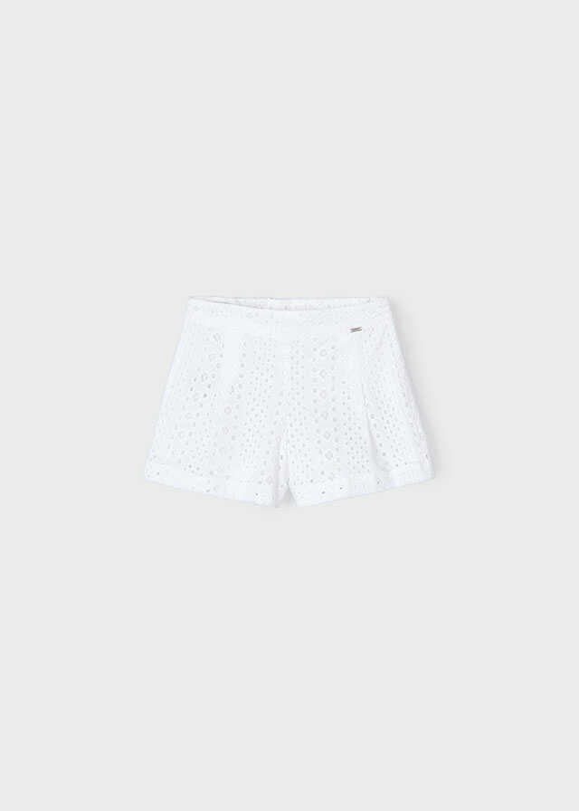 Pantalon corto perforado