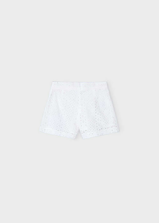 Pantalon corto perforado