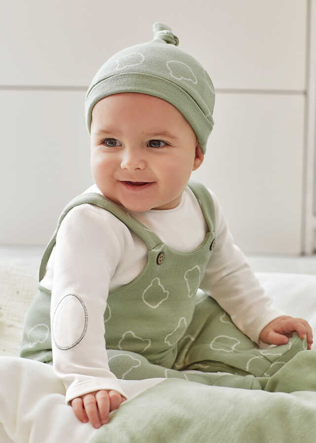 Pelele peto y gorro jacquard