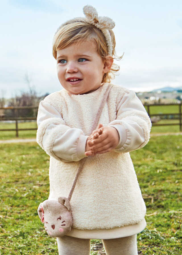 Vestido con bolso