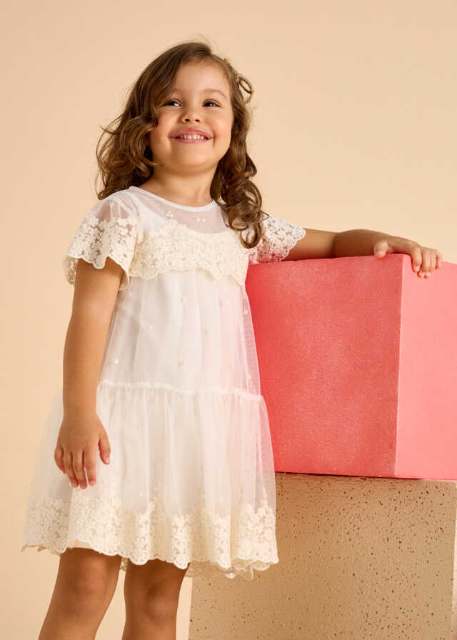 Vestido tul bordado