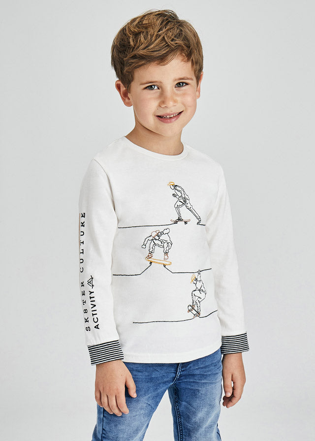 Camiseta m/l bordado skater culture
