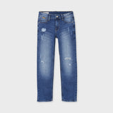 Pantalon tejano straight fit roto