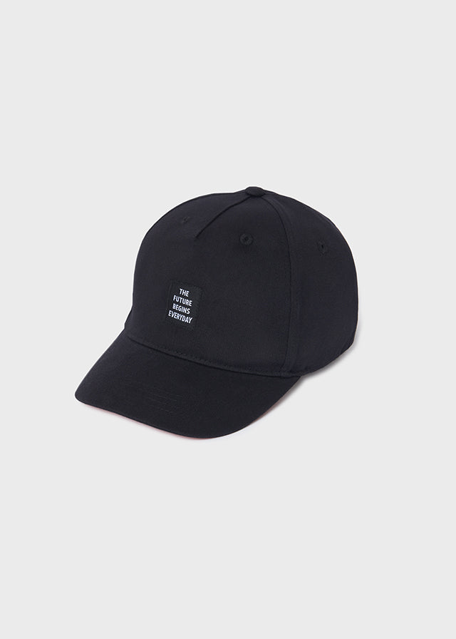 Conjunto punto con gorra